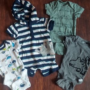 Boy's NB Dino Bundle
